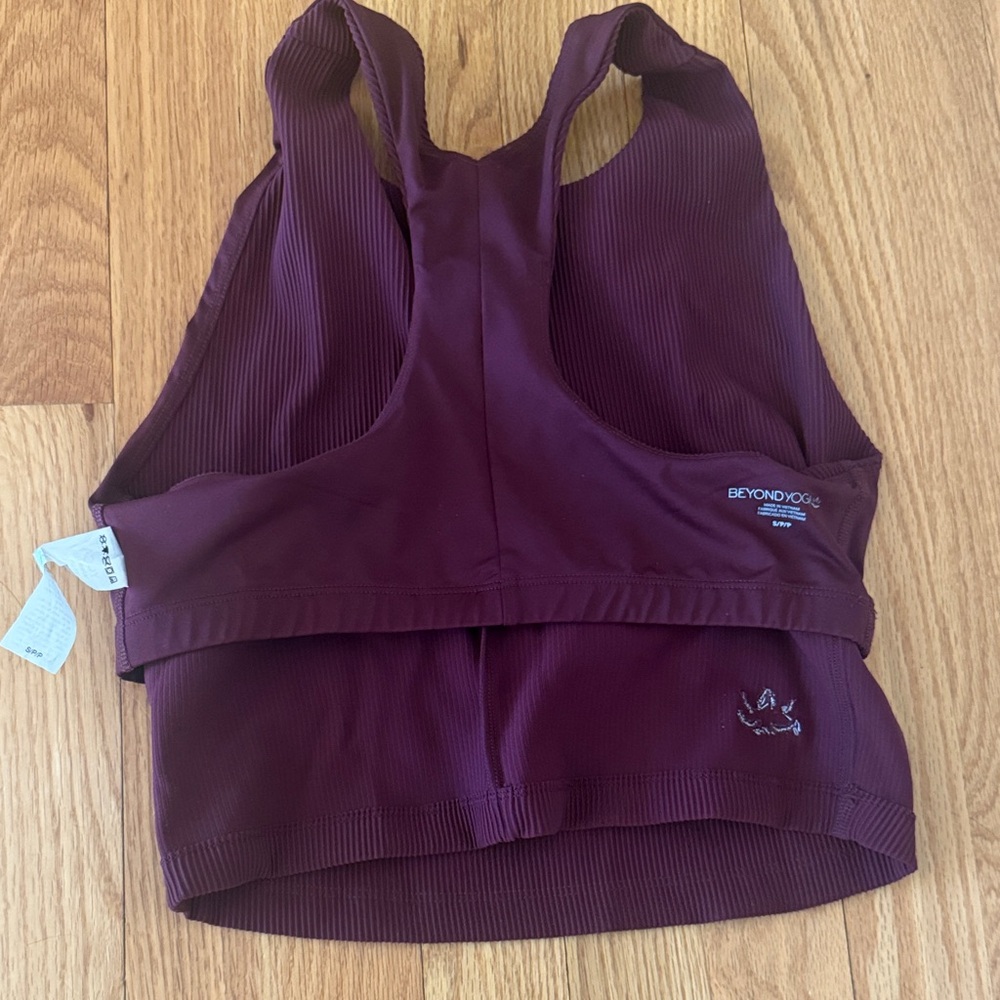 BY Refocus Ribbed Crop Tank - Picture 6 of 6